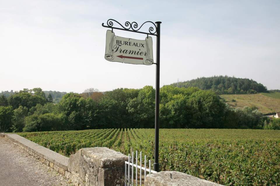 image <span><span><span><span><span>Domaine &amp; Vigneron, Mercurey Bourgogne</span></span></span></span></span>